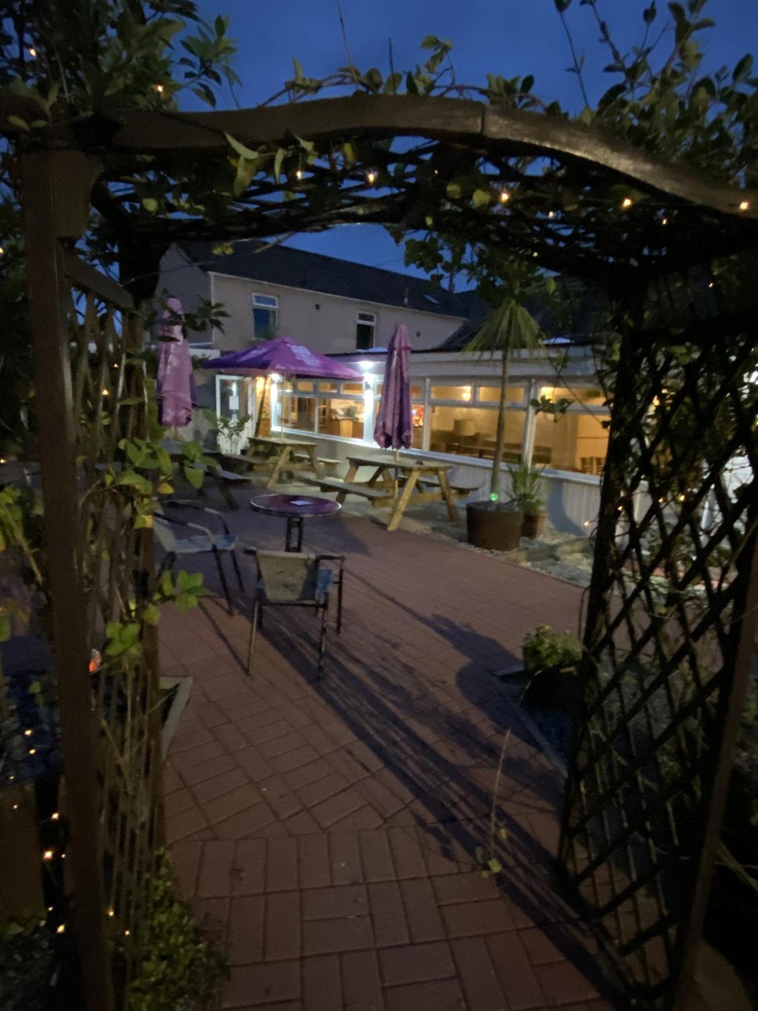 Tigh Na Mara Hotel ストランラー エクステリア 写真